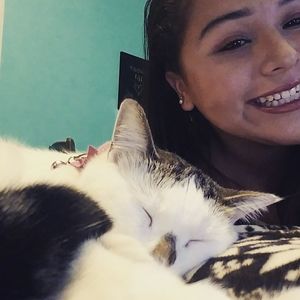 Meet your Posher, Olivia